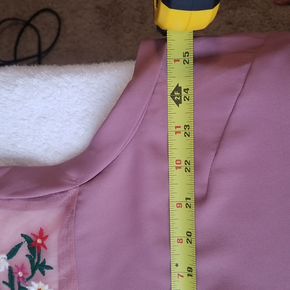 Live 4 Truth Mauve Pink Blouse with Mesh Floral Detail sz 3X - Picture 7 of 10